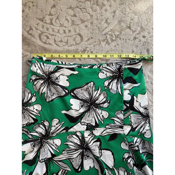 Alexis Floral Wrap Top & Midi Skirt Set Green White Print Women’s Large Resort - Picture 7 of 10